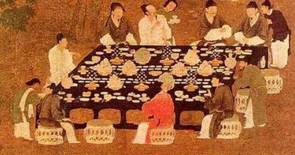 在魏晋南北朝时期，士族与百姓的餐桌上都有哪些食物？