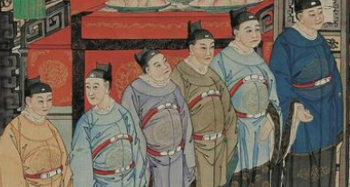 《红楼梦》四大家族联系紧密，皇帝如何逐个击破？