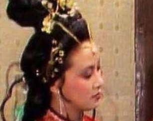 红楼梦中王熙凤最后的结局到底是如何造成的？