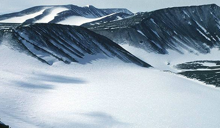 作为世界上最大的冰川，兰伯特冰川发现时间是哪一年？
