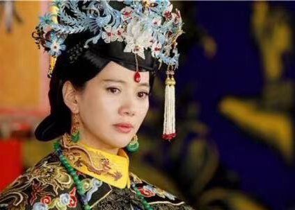 董鄂妃作为清朝第一位皇贵妃 她为什么会被称为清朝最特殊的皇后