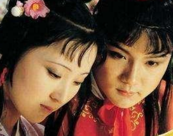 红楼梦中贾敏去世时贾母在做什么？为何没有去