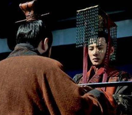 汉献帝退位后都没有死 刘备为什么还要给他发丧