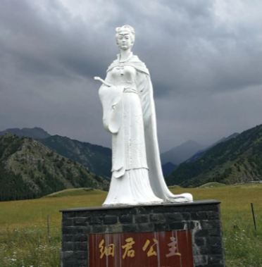 刘细君远嫁乌孙：和亲公主的命运悲歌与历史功绩