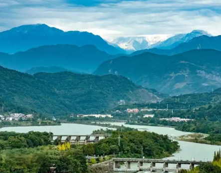 都江堰:千年古堰铸就世界文化遗产辉煌