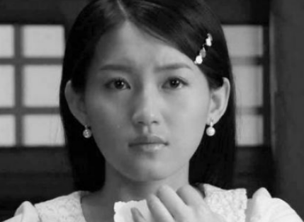 她为丈夫放弃学业却遭到埋怨，最后成为女强人