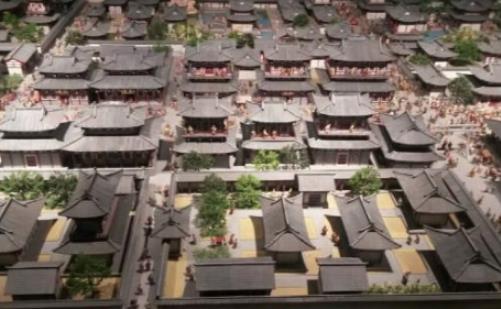 皇帝赐地为何他却选最荒寂的？儿孙都怪他