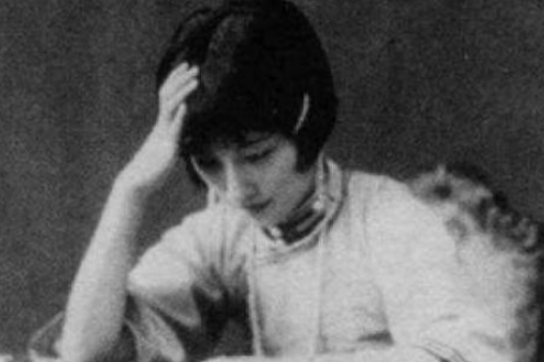 民国“宠妹狂魔”，他养了妹妹一辈子