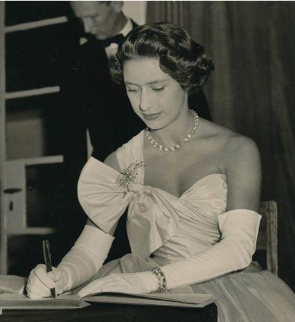 伊丽莎白一世给明朝皇帝写了一封信 结果信没有送到人却死了