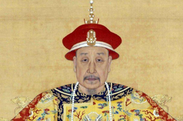 乾隆当太上皇训政的时候，和珅在做什么？