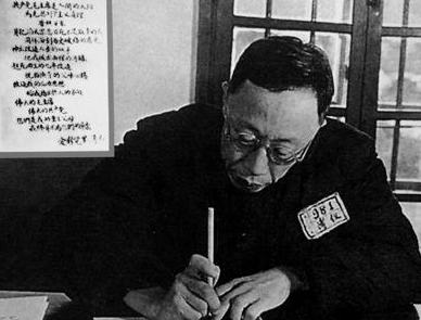 溥仪幼年什么习惯只有奶妈焦连寿能满足他？