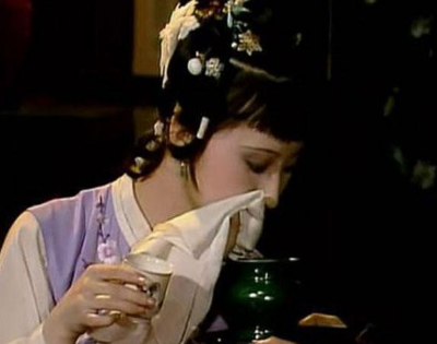 古代没有牙刷牙膏的 古人是用什么来刷牙呢