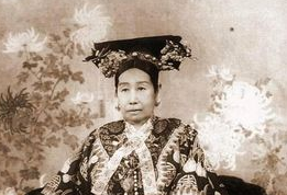 传说中“叶赫那拉的诅咒”是什么？清王朝覆灭真的跟诅咒有关吗？