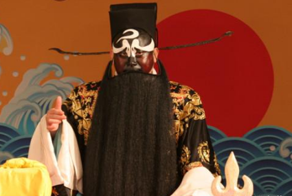 历史上的包拯真的很黑吗 为什么都叫他包黑炭呢