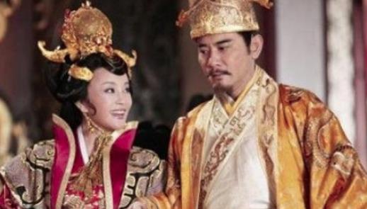 李治为什么能接受武则天垂帘听政？信任她还是怕她？