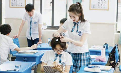 《少年派》赵今麦演技怎么样？少年派能成为热播剧的原因是什么？