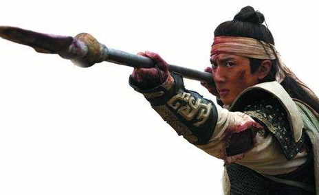 杨延昭是什么样的人？长期镇守边关，不通吏事，被下属所欺骗