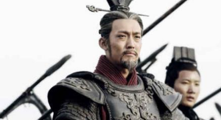 白起是最早的人屠杀神吗？他比白起早了400年！