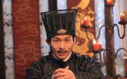 元详是什么样的人？自幼好舞刀弄棒，尤其擅长远距离射箭