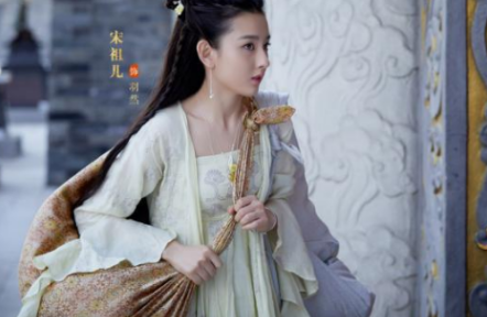 《九州缥缈录》宋祖儿在线求古装穿衣指南