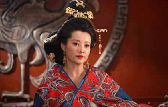 为什么说汉朝的灭亡她是源头？王莽的崛起跟她有什么关系？