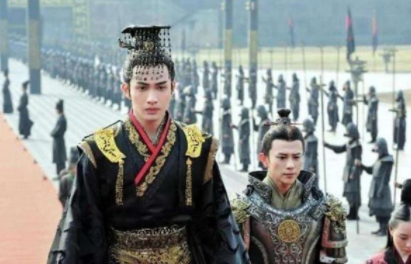 幼帝登基，王朝必乱！看赵高是如何忽悠胡亥的！