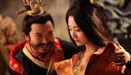 她费尽心机得到恩宠，却不想一场怪病被送出宫！回来后恩宠更盛！