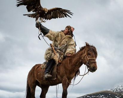 游牧民族骑马放牧不种地 他们顿顿吃肉吗