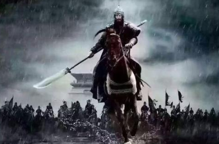 却月阵是什么？刘裕如何做到两千步兵破三万骑兵的？