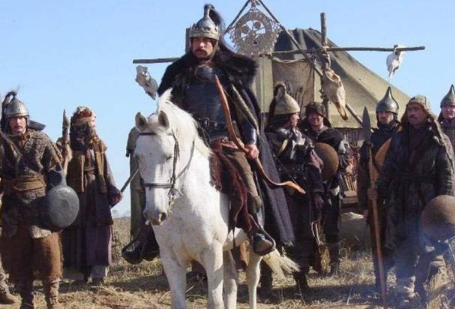 为什么说汉朝强大？汉武帝的一个决定致使没人敢反战！