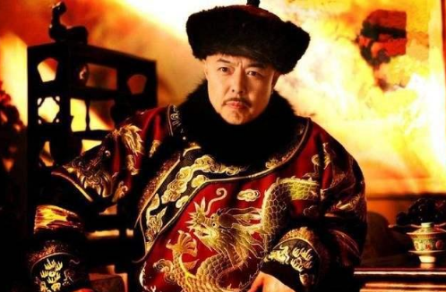 乾隆大阅甲有什么特殊之处？上绣44个神秘梵文写了什么？