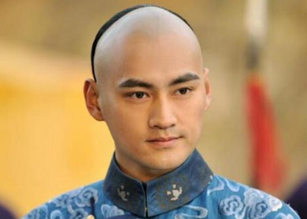 《甄嬛传》果郡王圈粉无数，历史上真实的果郡王是什么样的？