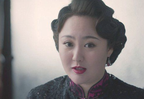 《老酒馆》二姨太是谁演的？二姨太的结局是什么？