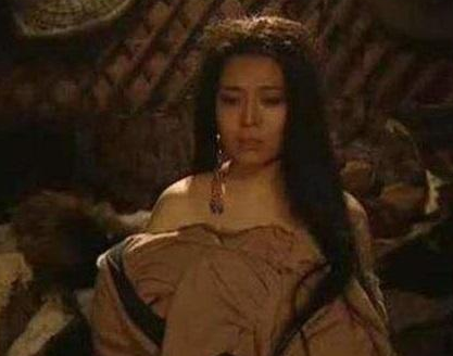 古代明知军营危险 为何女子还是要去军营呢