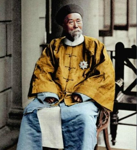 清朝的割地赔款条约为什么都是李鸿章签字呢 难道说清朝没人了吗