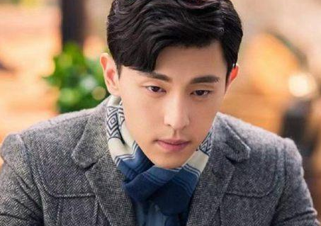 《海棠经雨胭脂透》易蓉蓉为什么嫁给龙德水？龙德水真的喜欢易蓉蓉吗？