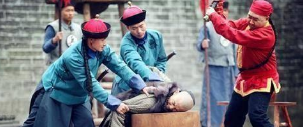 古代将要行刑的人犯,为何让他跪,他便听话的下跪?