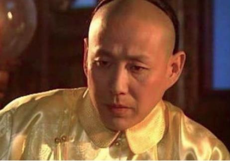 曹雪芹被雍正抄家，背后真正的原因是什么？