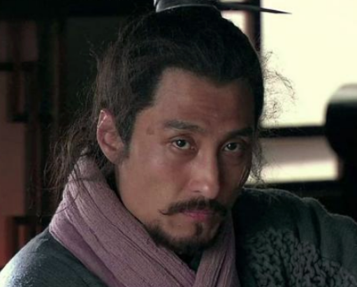 刘邦杀了一个恩人赏了一个仇人，背后有何原因？