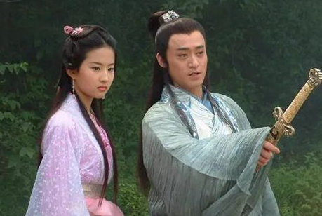 慕容复的武功水平怎么样？慕容复的绝技厉害吗？