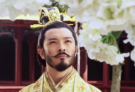 隋文帝在世时为何深受百姓爱戴？隋文帝怎么处理民族矛盾的？