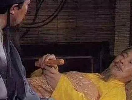 刘备为什么让扶不起的都继位 而不是选择其他儿子