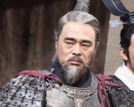 此人是秦国丞相，起兵反秦只因自己是楚国子孙