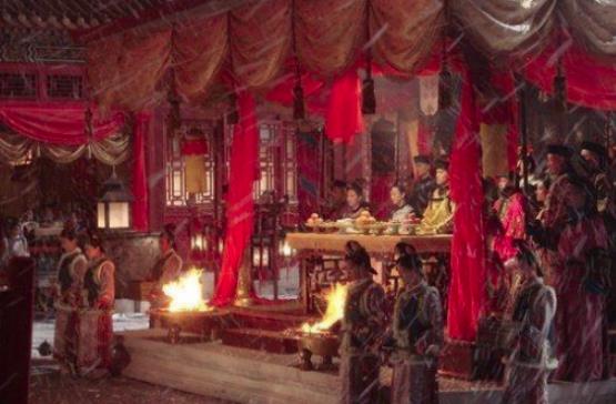 揭秘：古代大年三十的时候皇帝有春晚看吗？