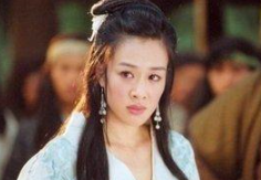 乔峰为何看着白世镜被杀不出手相救而是被杀之后去追凶手？