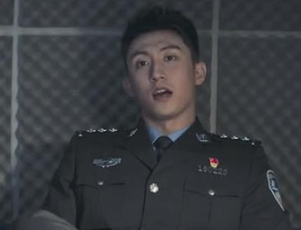 《破冰行动》讲的什么剧情？黄景瑜演的谁？