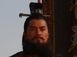 水浒传中宋江为什么会取代晁盖成为梁山的老大？