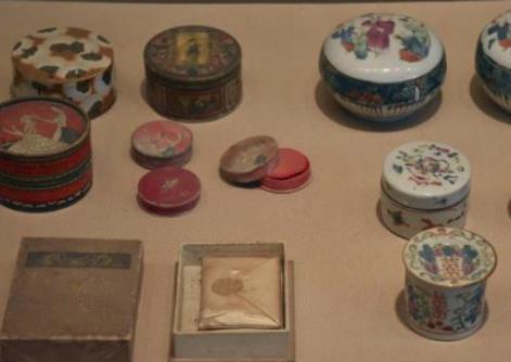 古代化妆品长什么样？不过听起来有点吓人