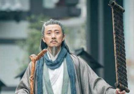 东晋简文帝司马昱没有儿子，娶了黑奴后生下一代明君