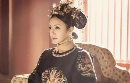 哲悯皇贵妃生前没有名分，乾隆死后为什么要跟她合葬？